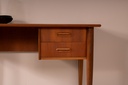 Bureau scandinave en teck, 2 tiroirs - 2