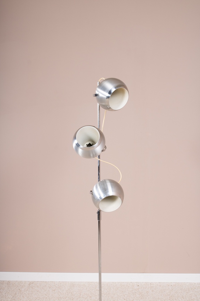 Lampadaire eyeball en alu brossé-3